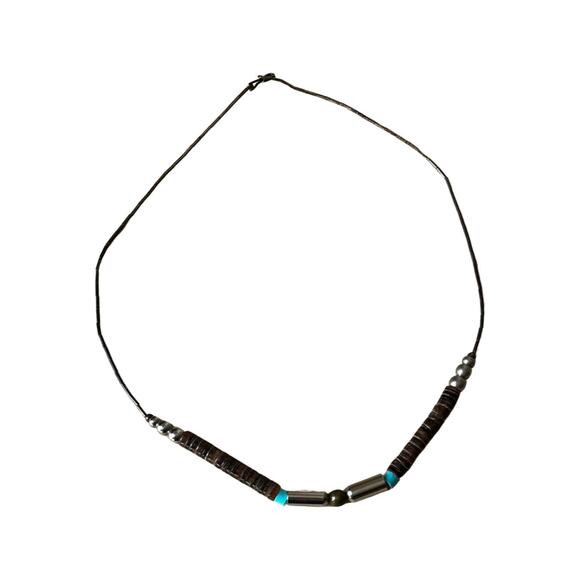 Vintage Turquoise and Shell Necklace, Vintage 1980s Necklace - Picture 3 of 5